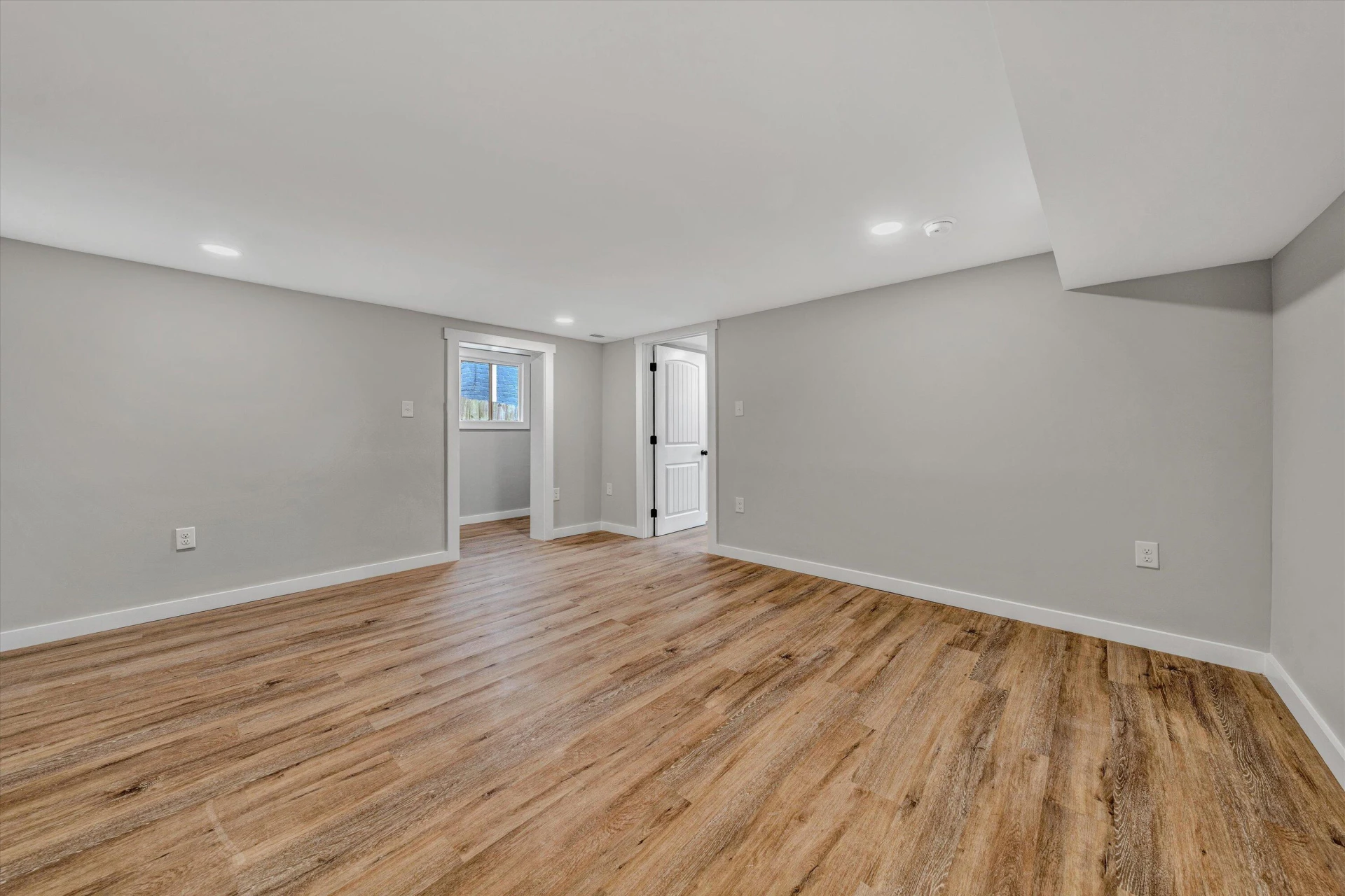 535 Day AVE SW - Photo 33