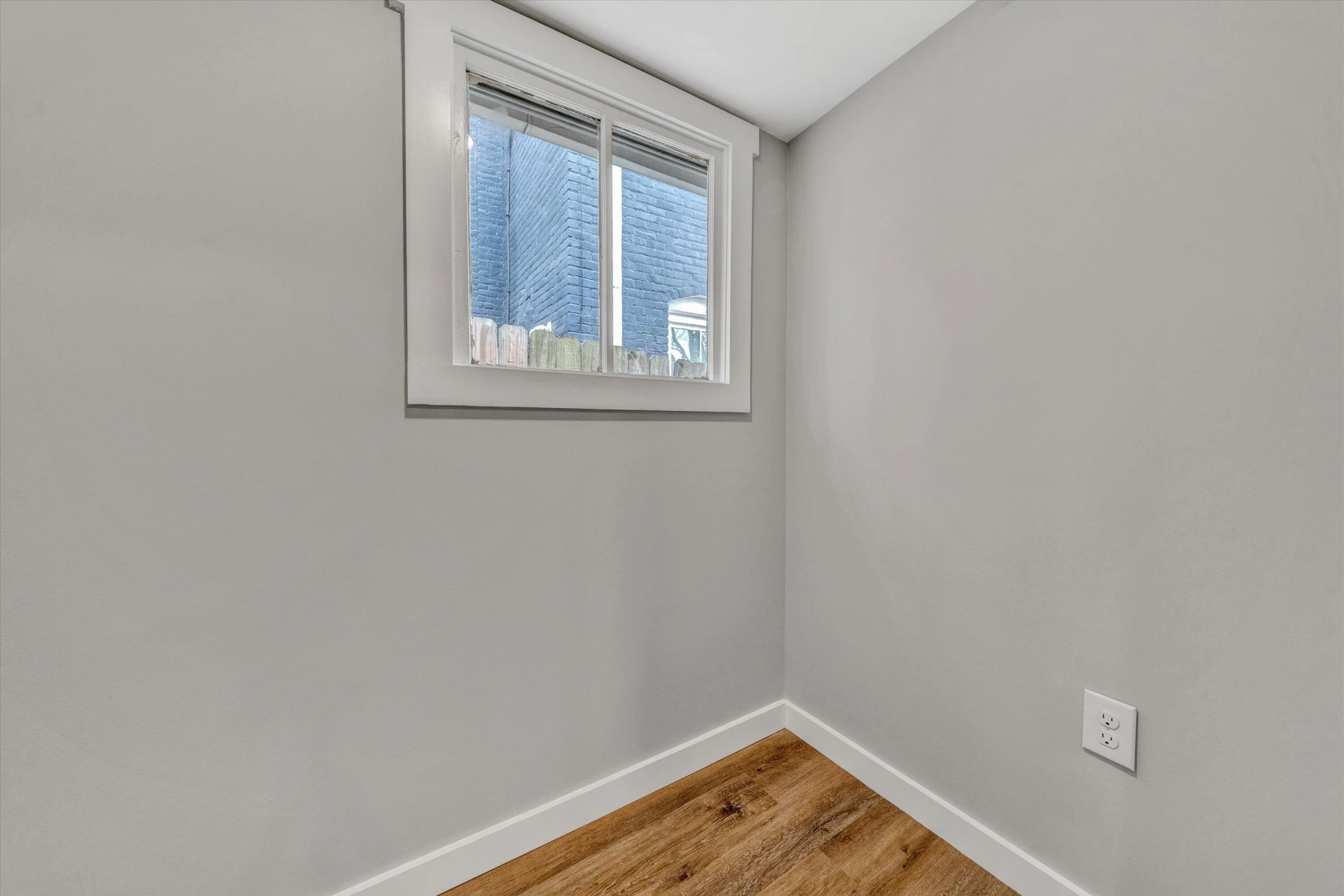 535 Day AVE SW - Photo 34