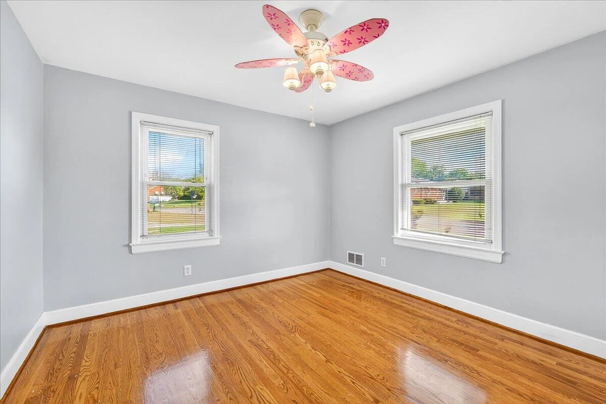2048 Laura RD NW - Photo 21