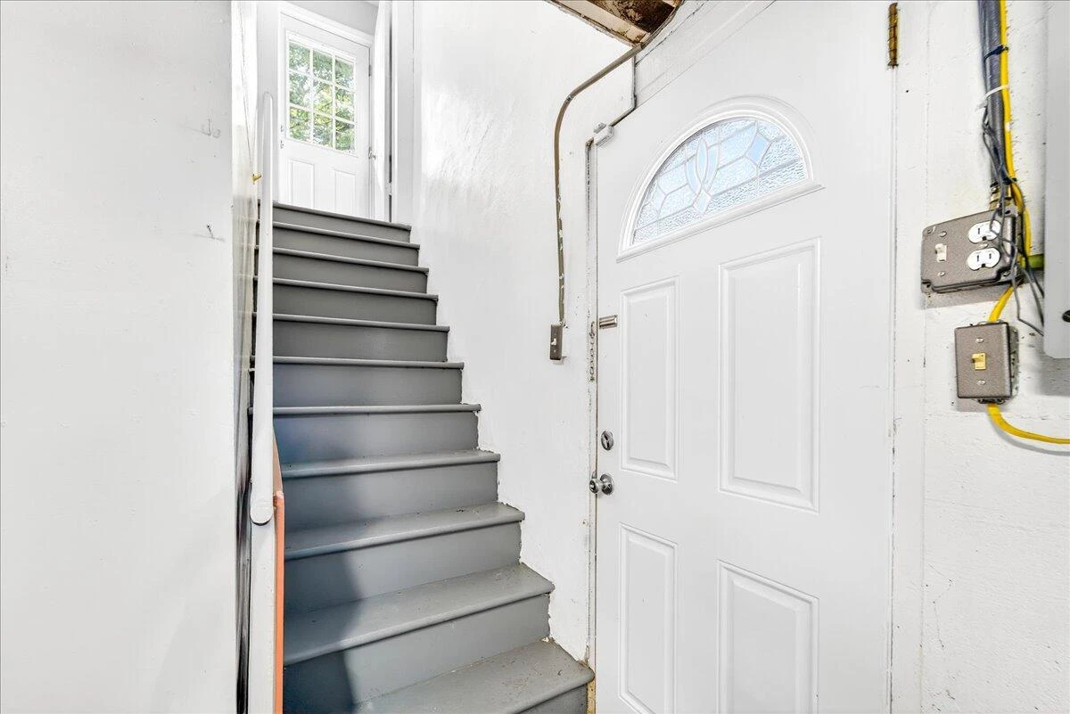 2048 Laura RD NW - Photo 28