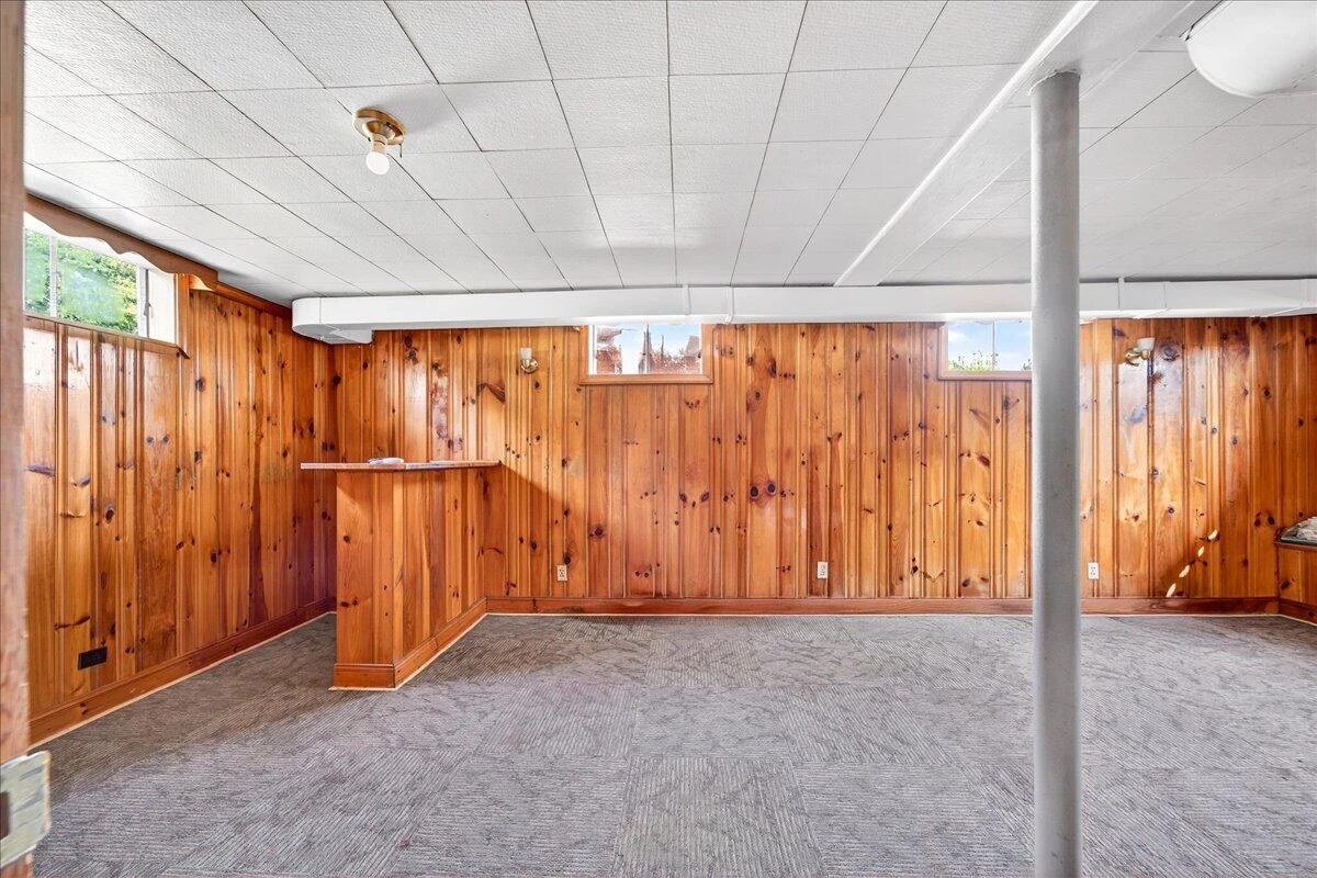 2048 Laura RD NW - Photo 34