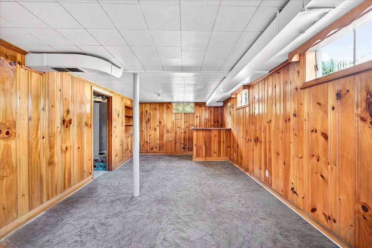 2048 Laura RD NW - Photo 36