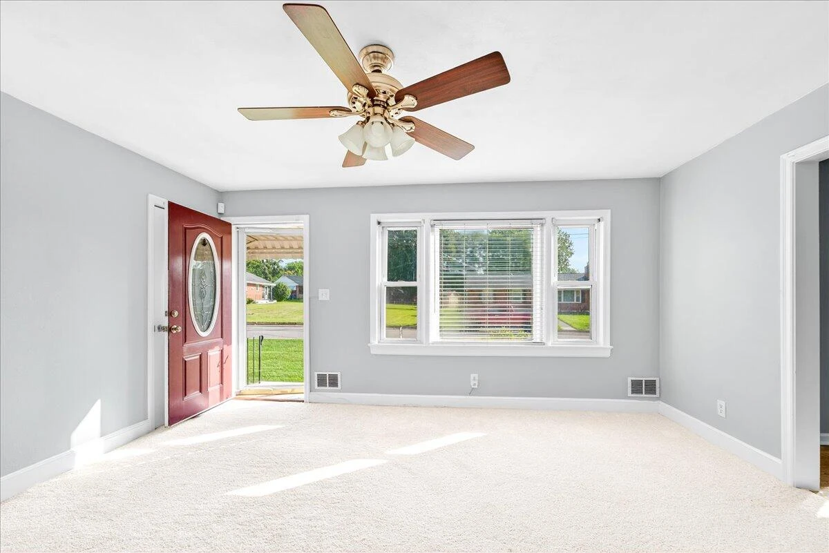 2048 Laura RD NW - Photo 7