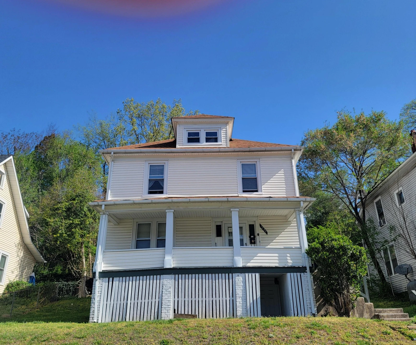 1205 Kerns AVE SW