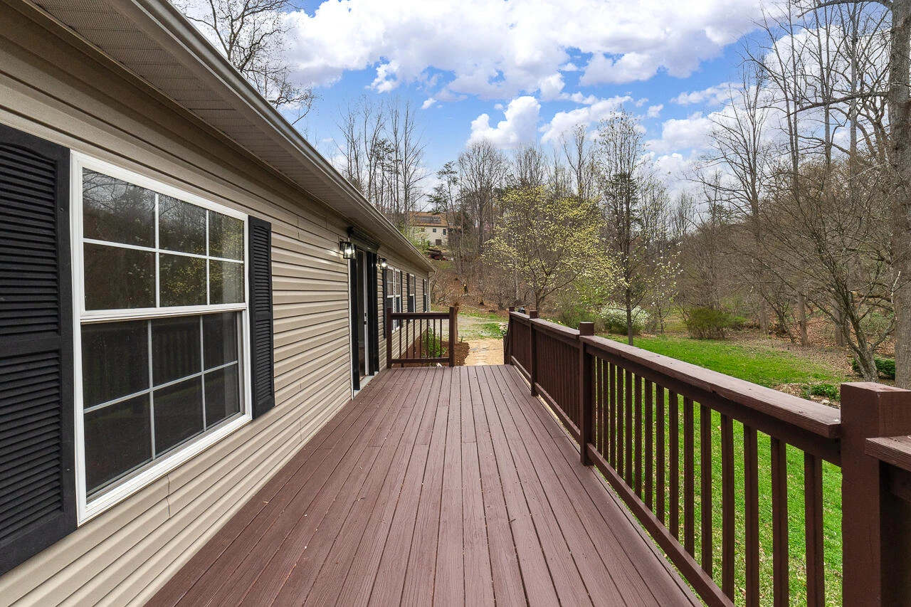 108 Trapper LN - Photo 8