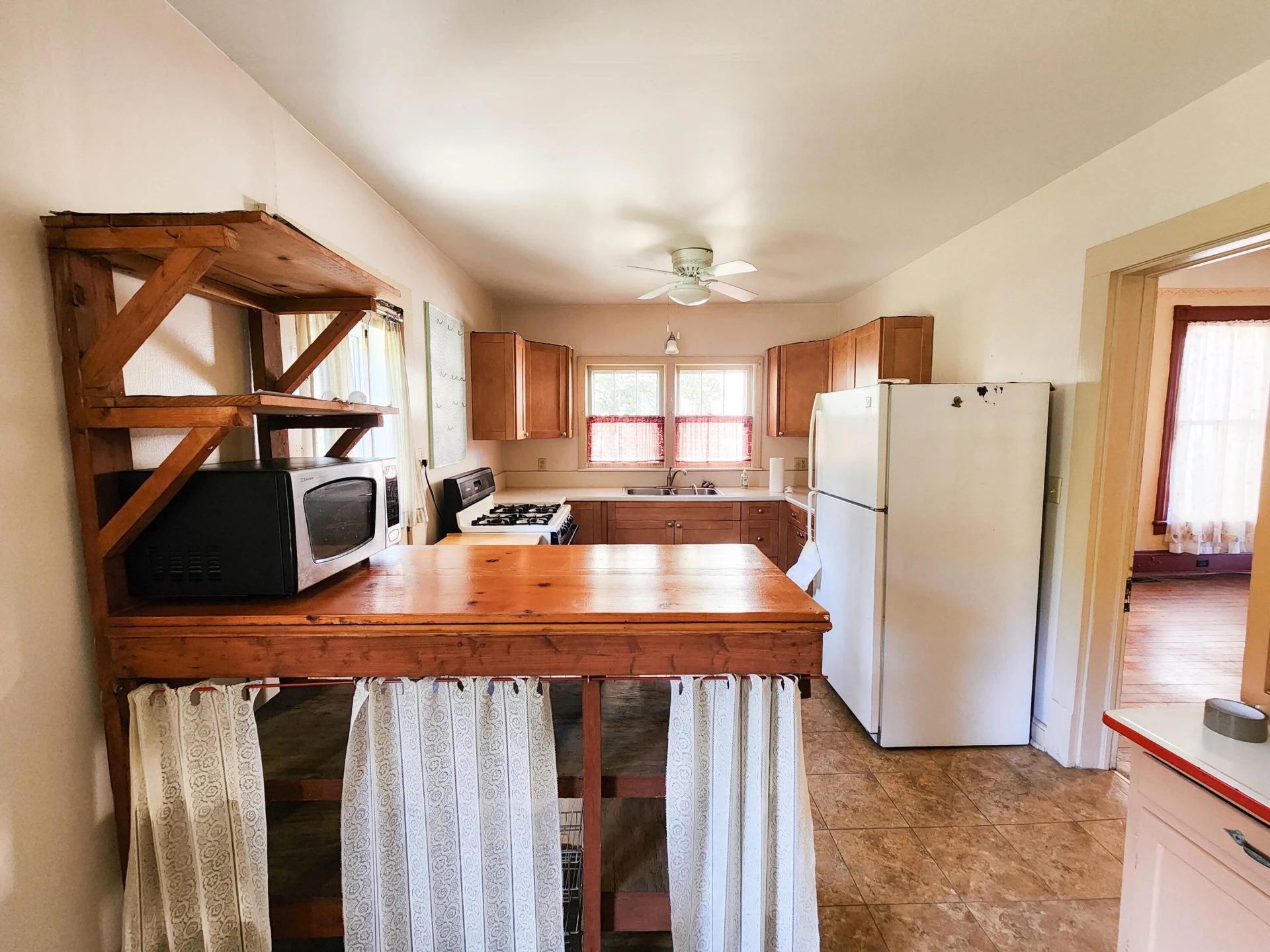 501 Brussels AVE - Photo 28