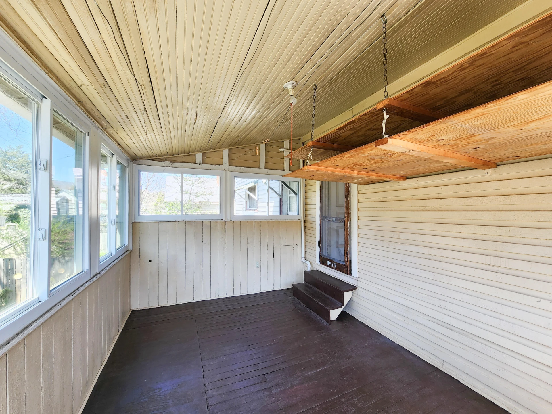 501 Brussels AVE - Photo 49