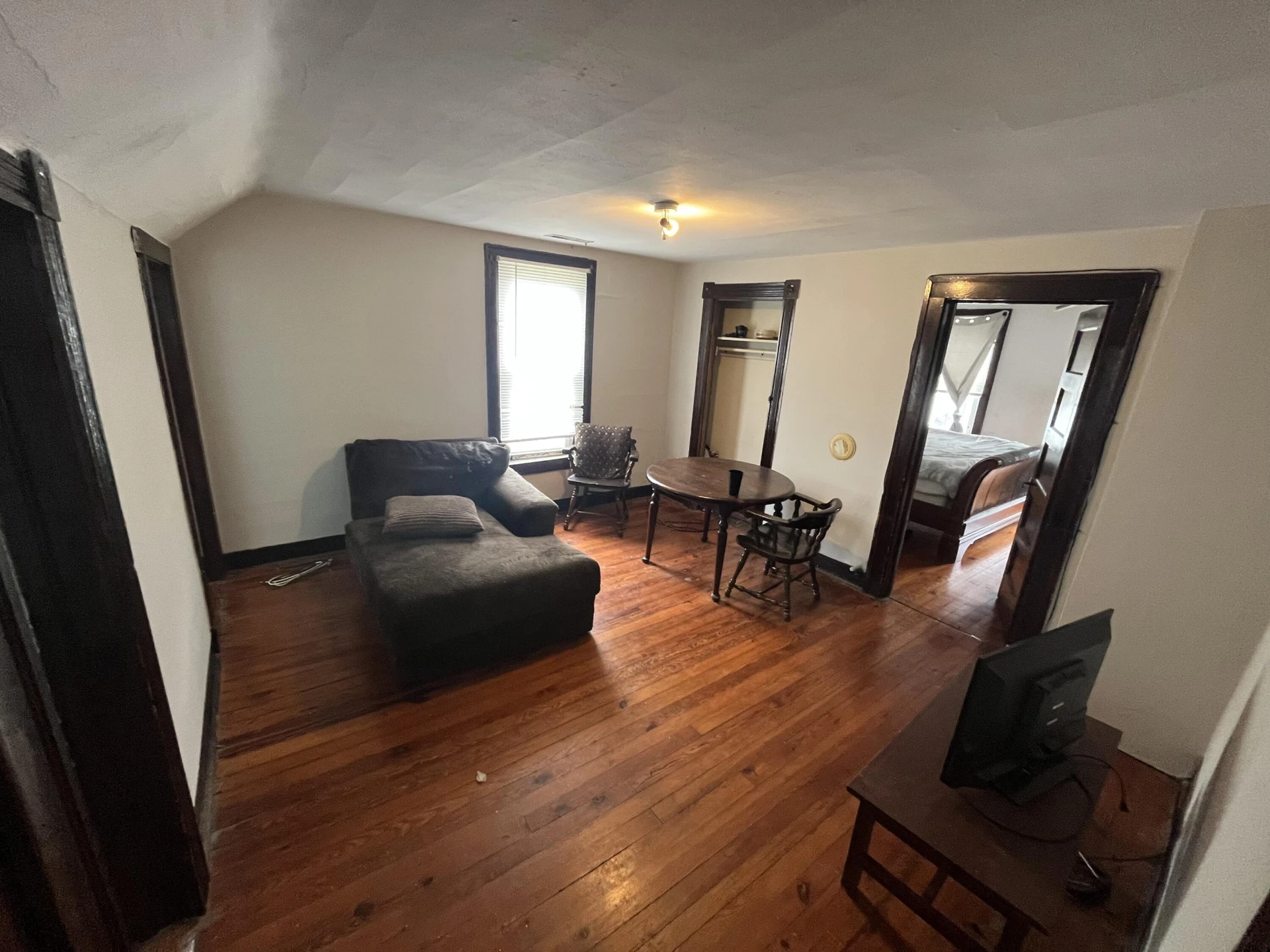 728 Bullitt AVE SE - Photo 12