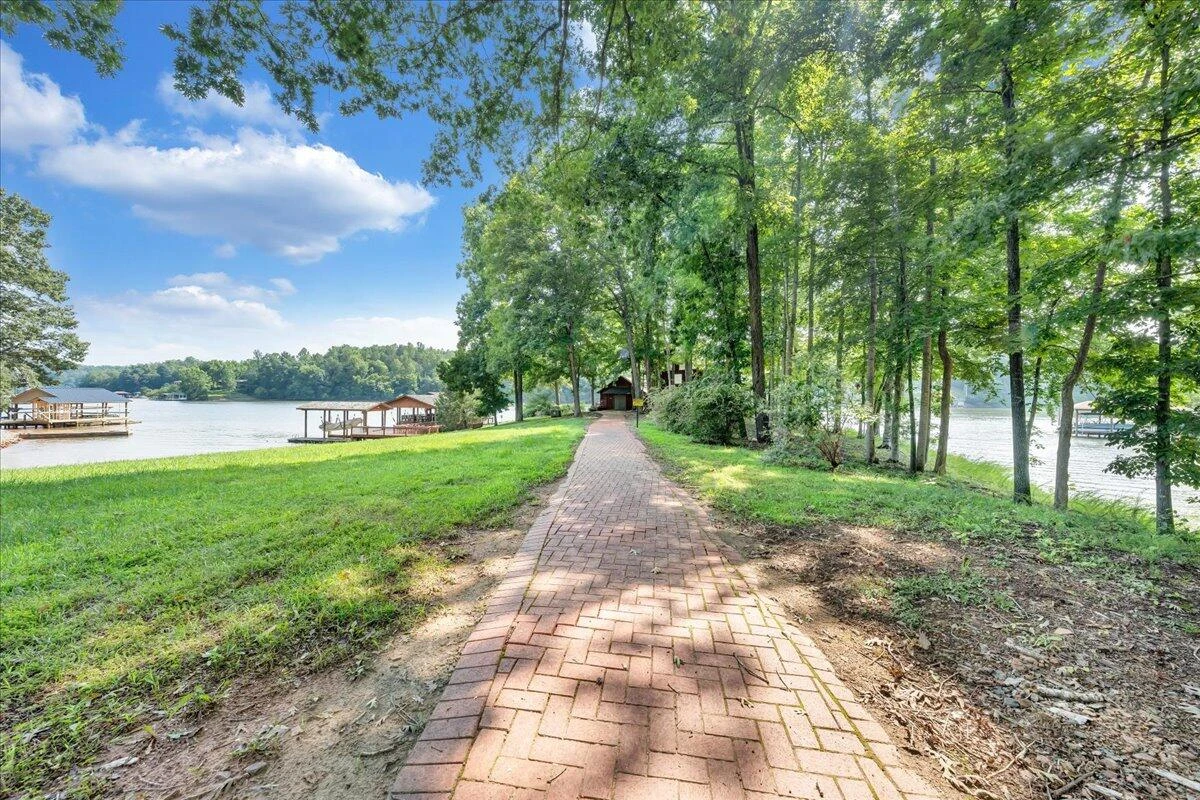 103 Crestview RD - Photo 28