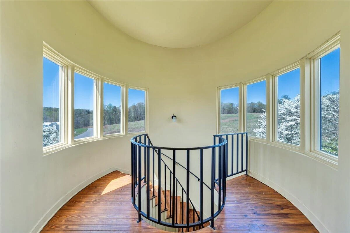 103 Crestview RD - Photo 9