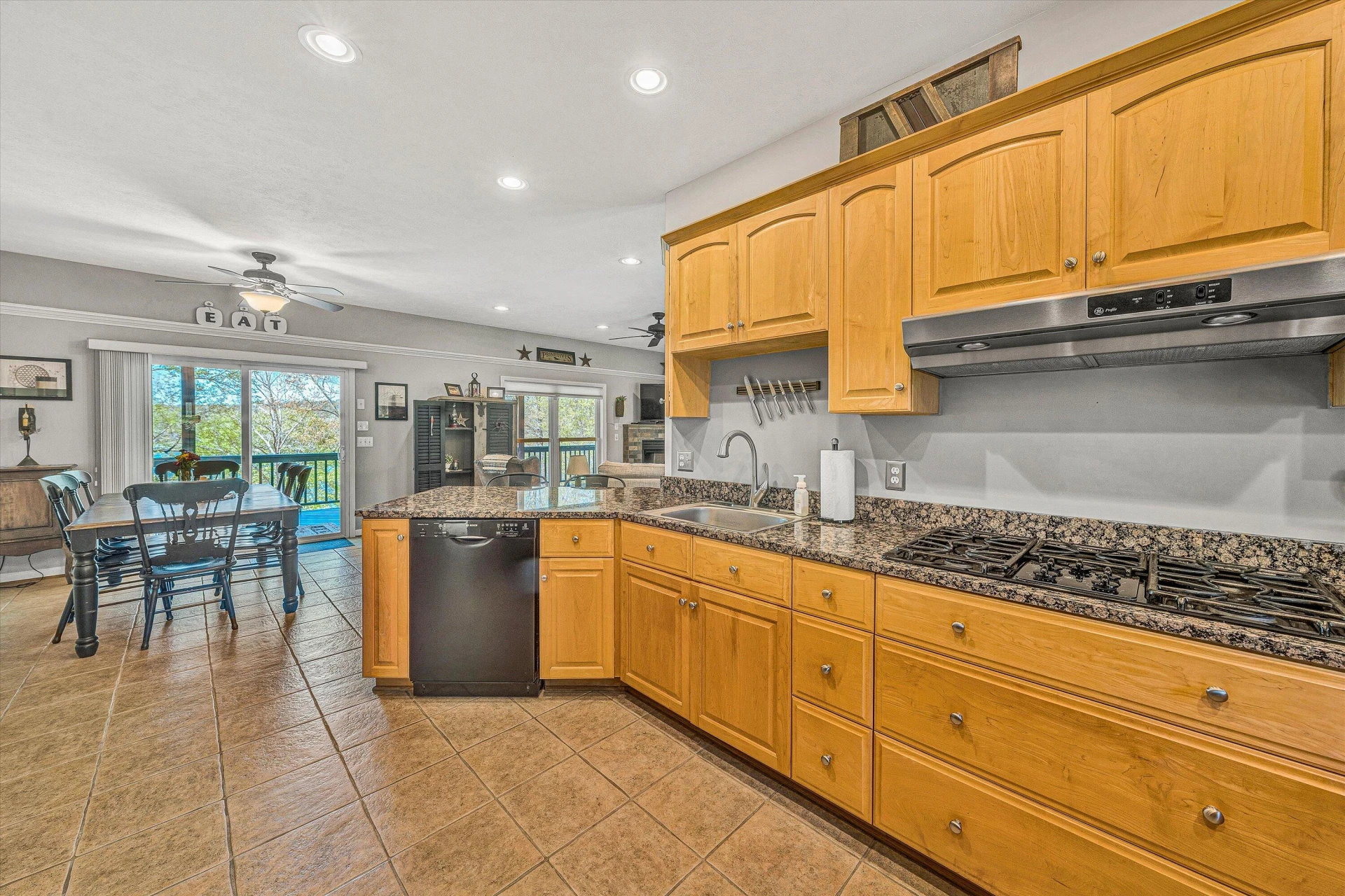 1295 Idlewood RD - Photo 15