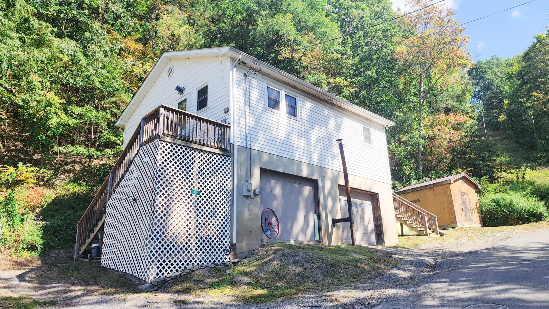 309 Thomastown RD