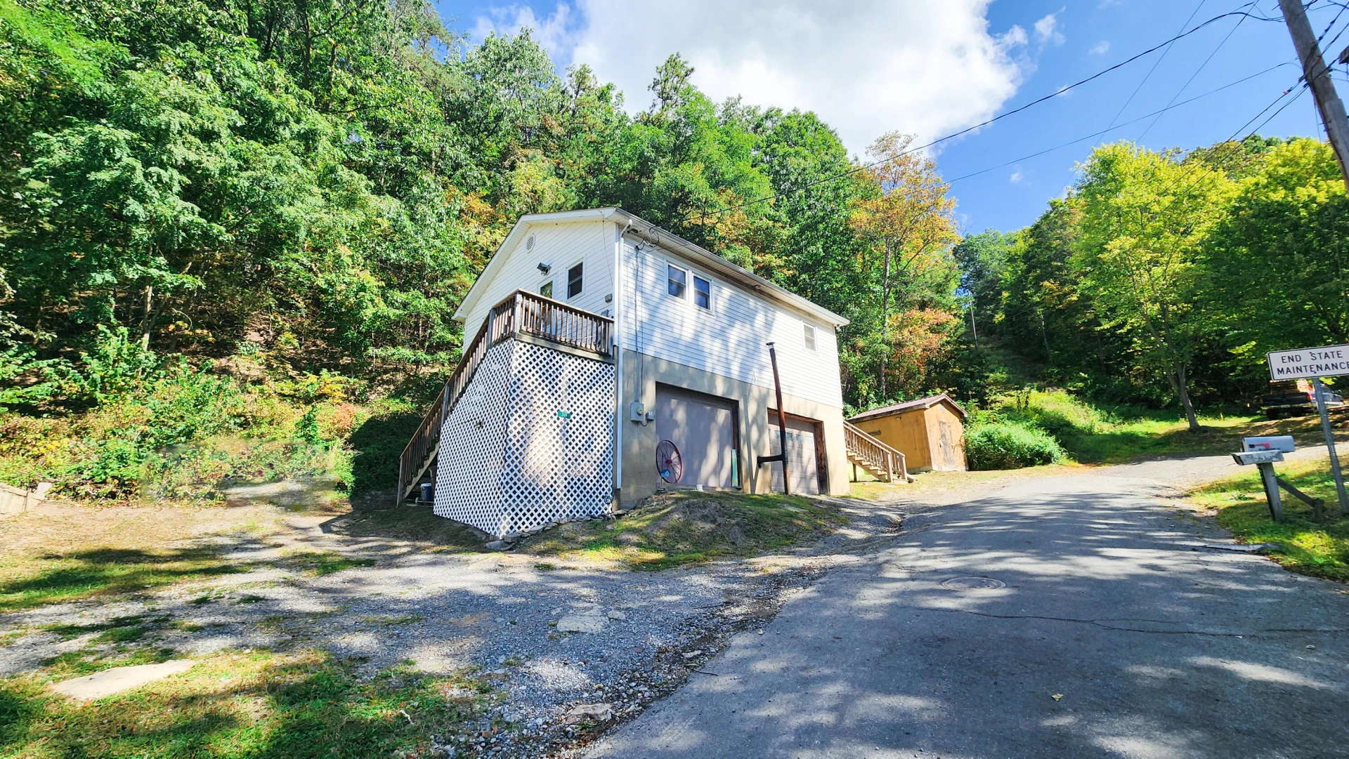 309 Thomastown RD - Photo 2