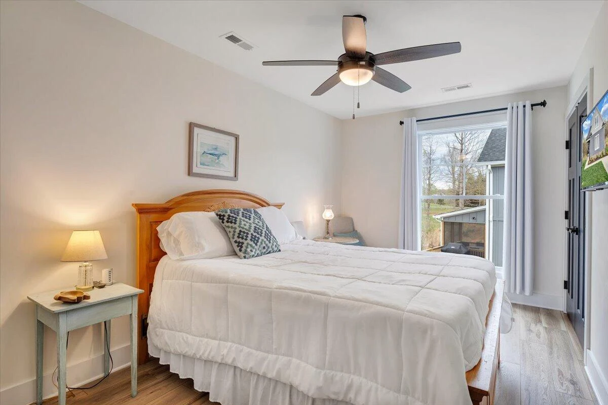 111 Retreat LN - Photo 49