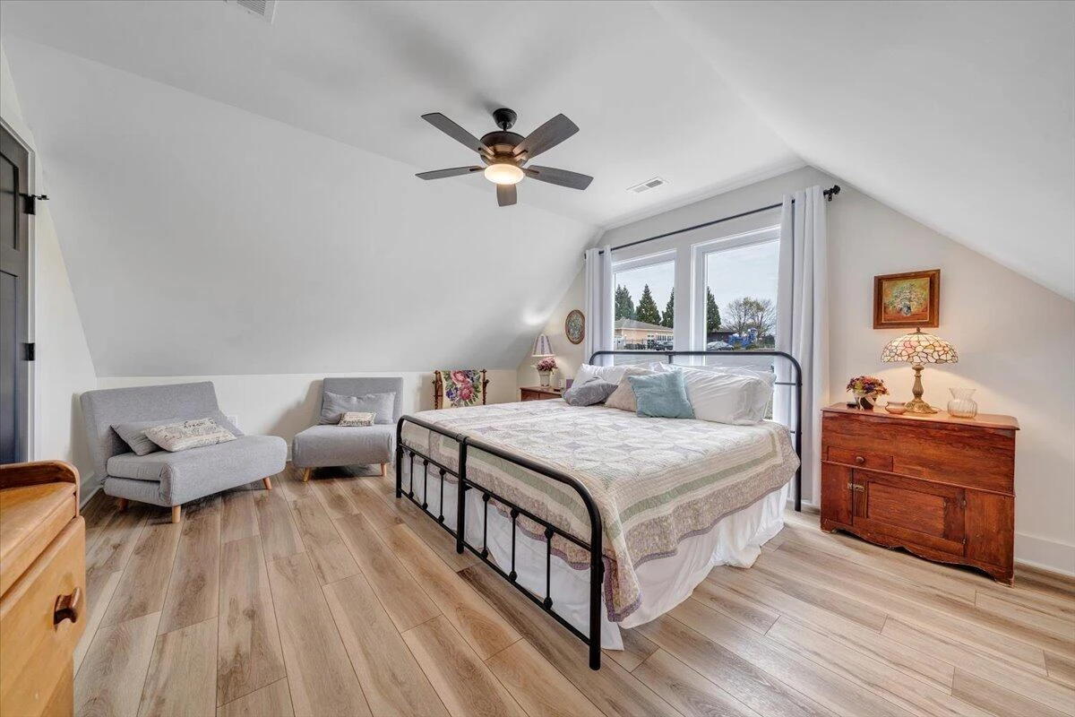 111 Retreat LN - Photo 52