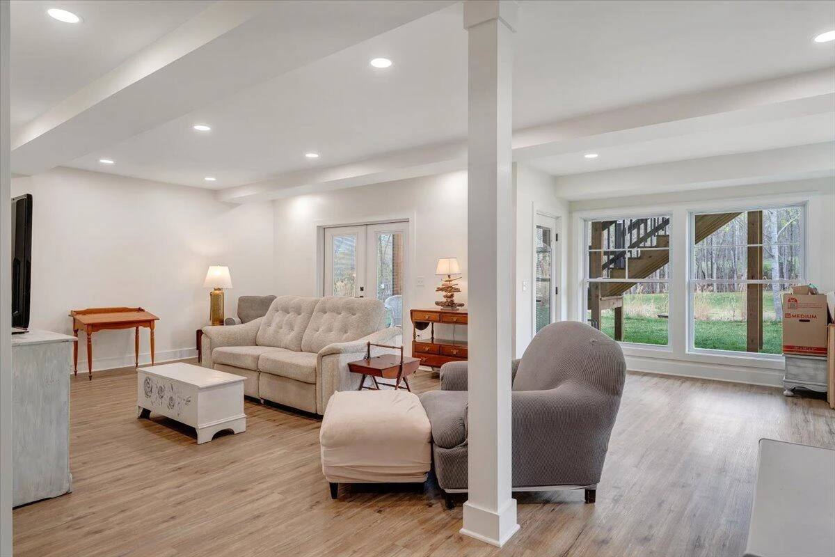 111 Retreat LN - Photo 57