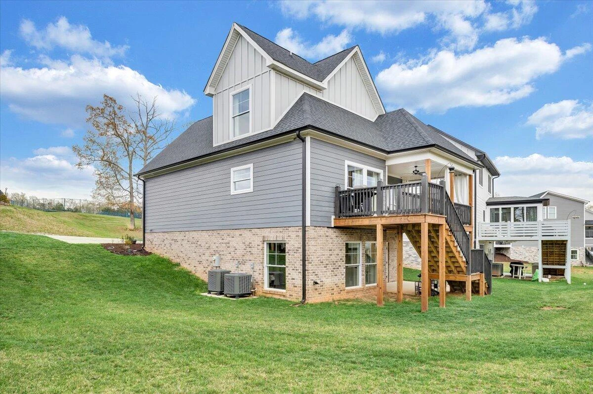111 Retreat LN - Photo 61