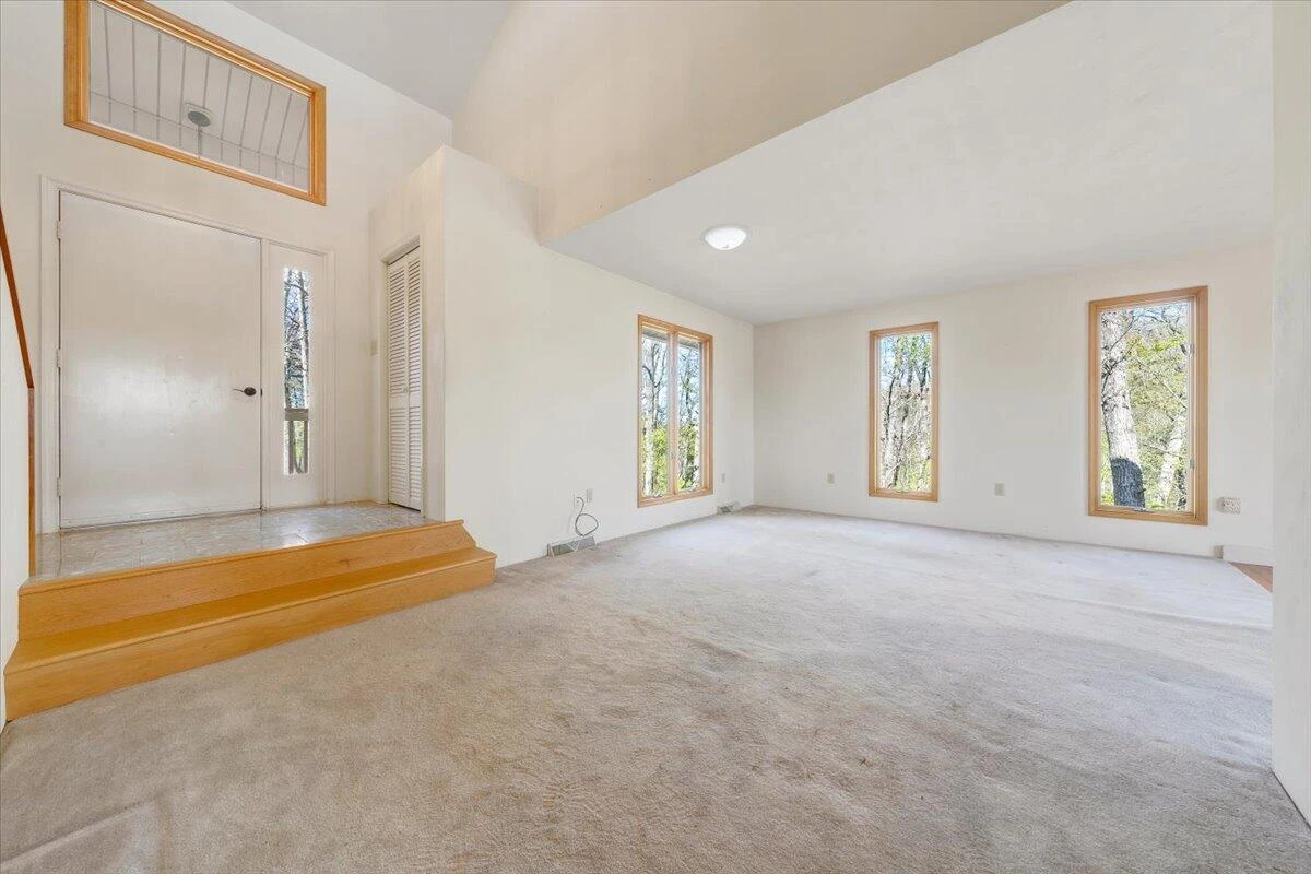 11 Ferns LN - Photo 16
