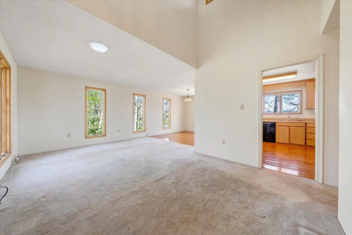 11 Ferns LN - Photo 25