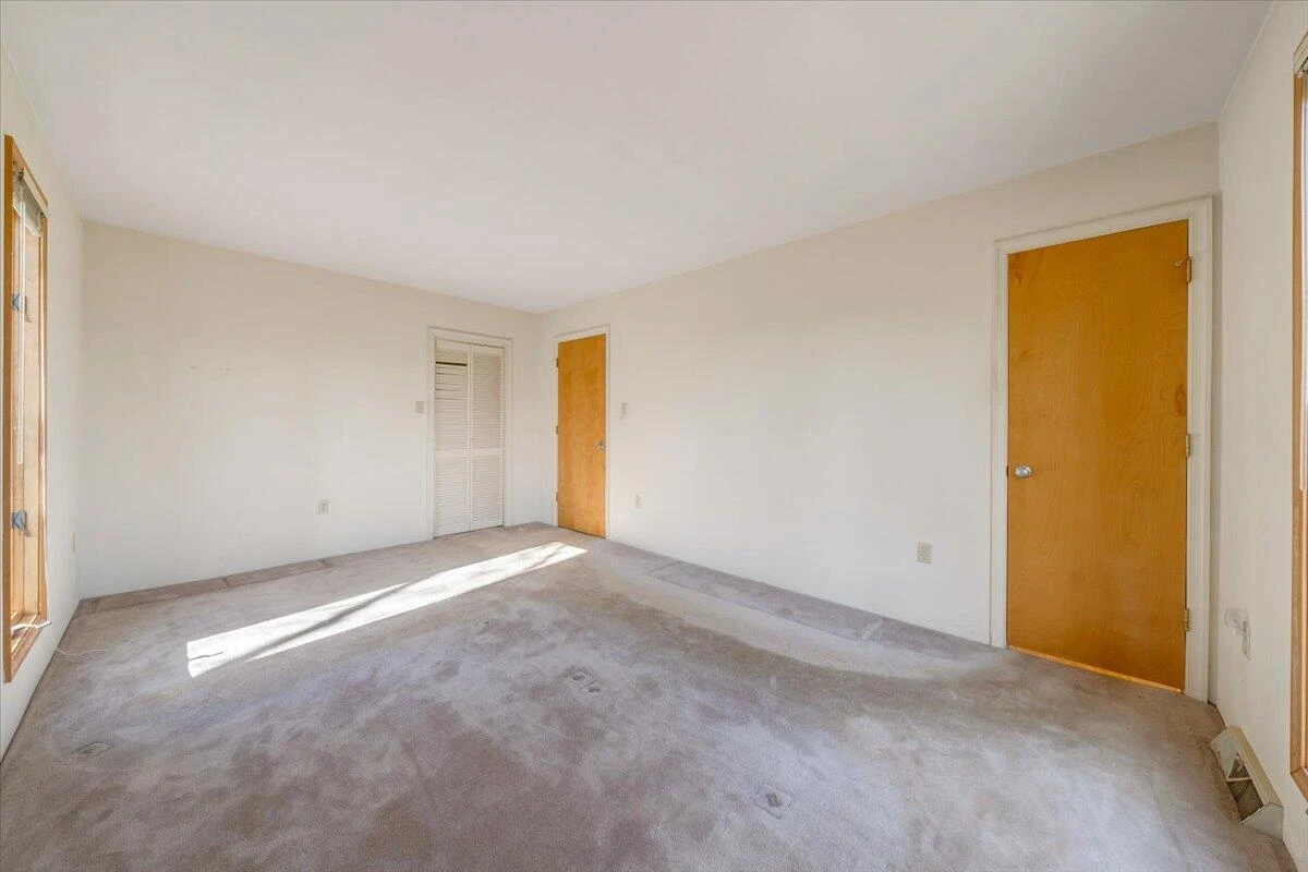 11 Ferns LN - Photo 30