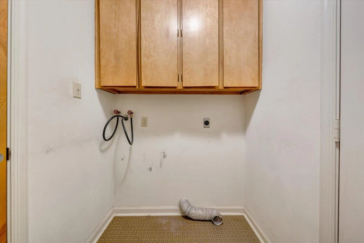 11 Ferns LN - Photo 34