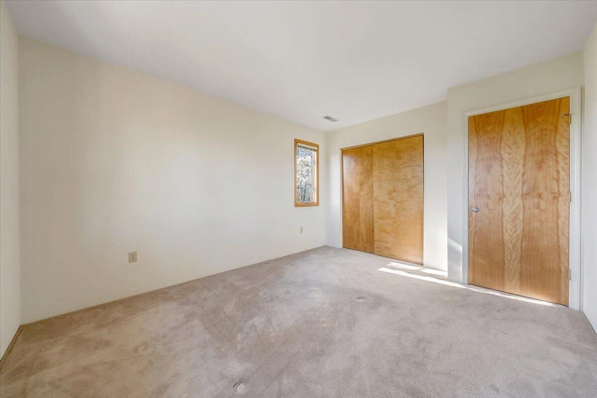 11 Ferns LN - Photo 39