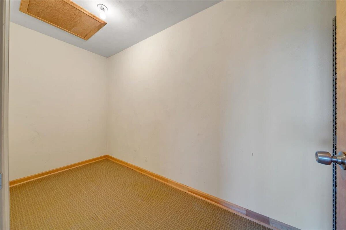 11 Ferns LN - Photo 41