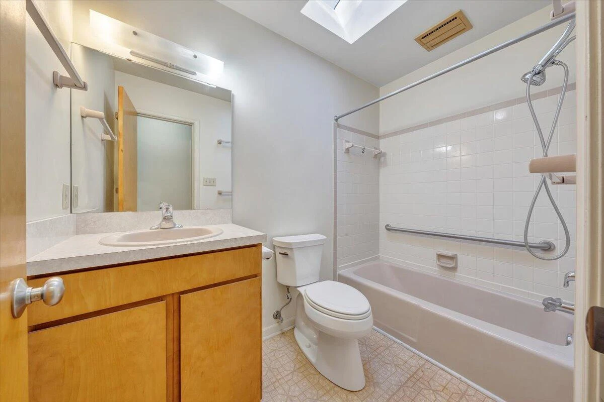 11 Ferns LN - Photo 42