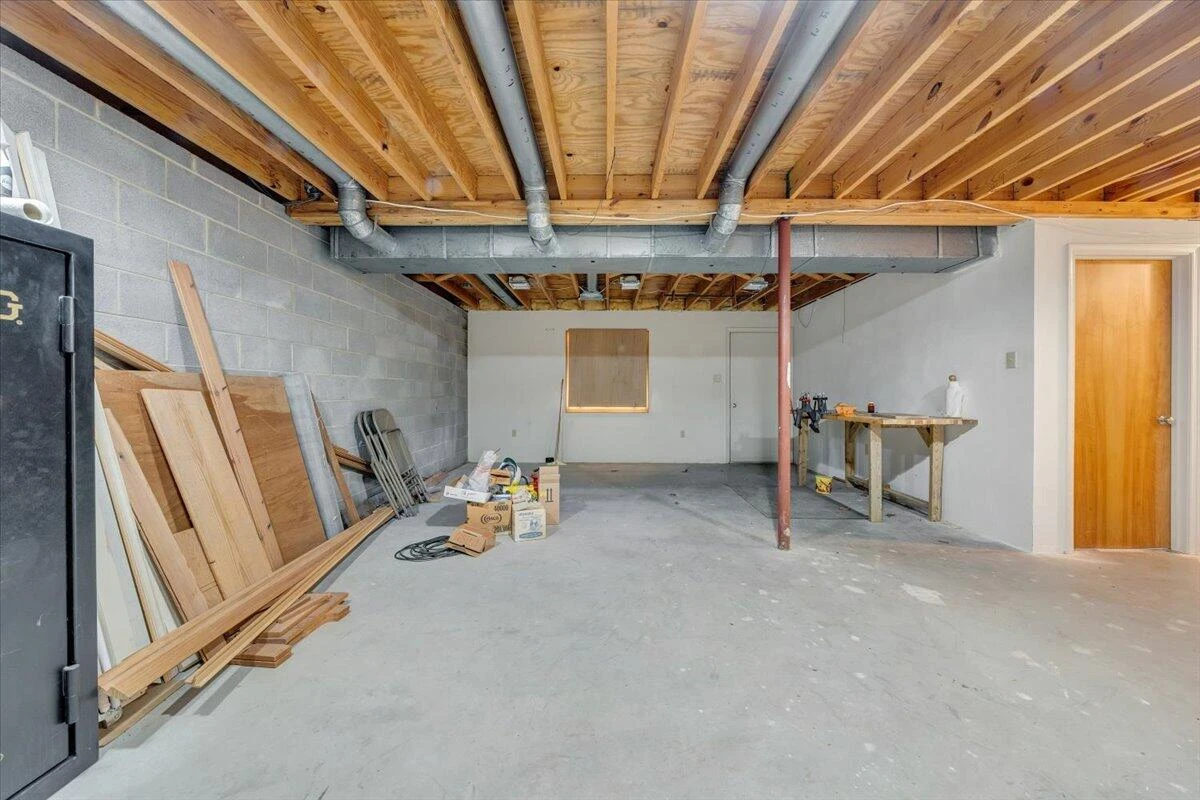 11 Ferns LN - Photo 44