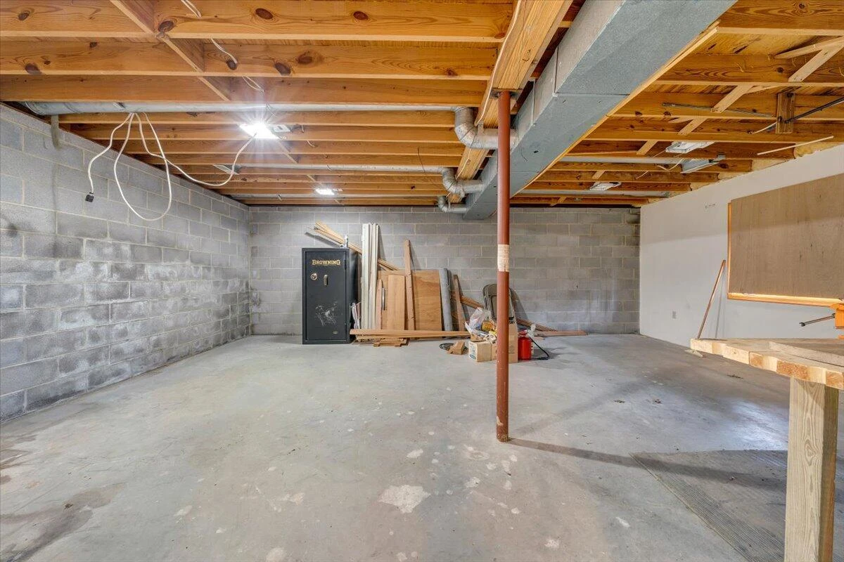 11 Ferns LN - Photo 52