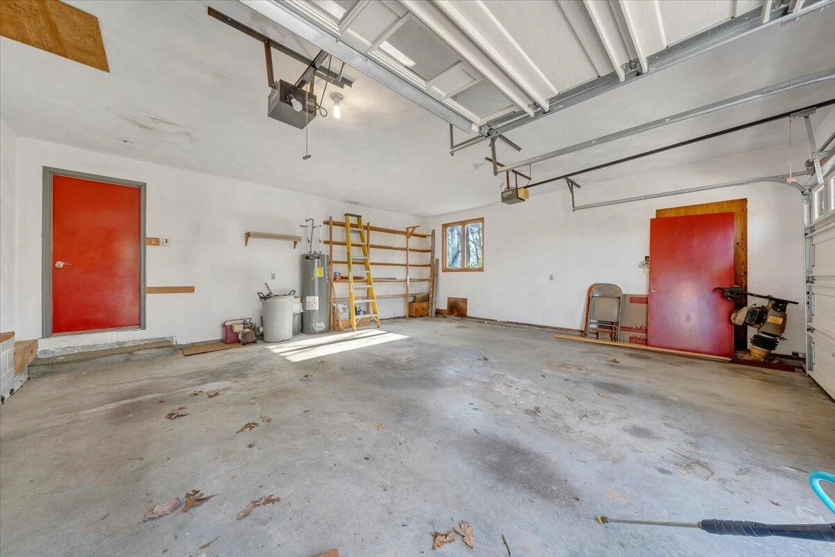 11 Ferns LN - Photo 53