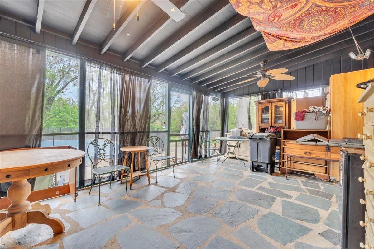 215 Chestnut ST - Photo 21