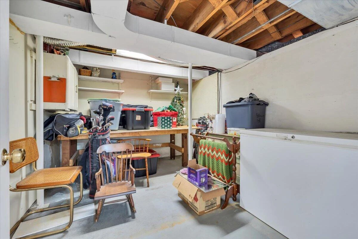 215 Chestnut ST - Photo 36