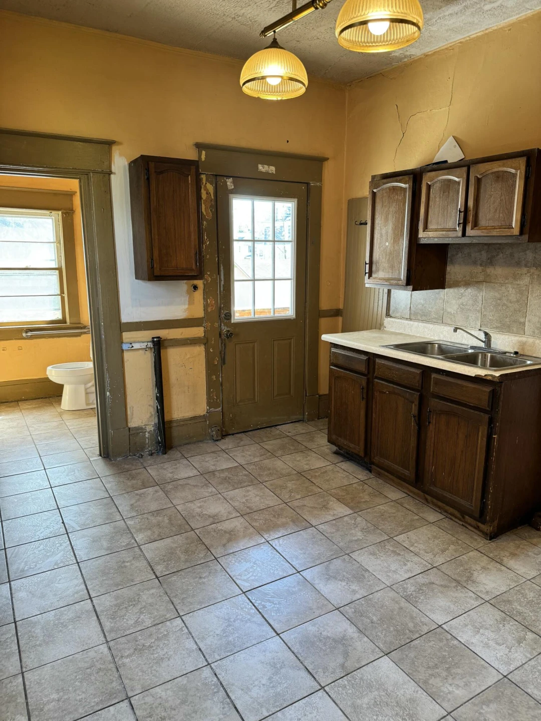 1506 Rorer AVE SW - Photo 4