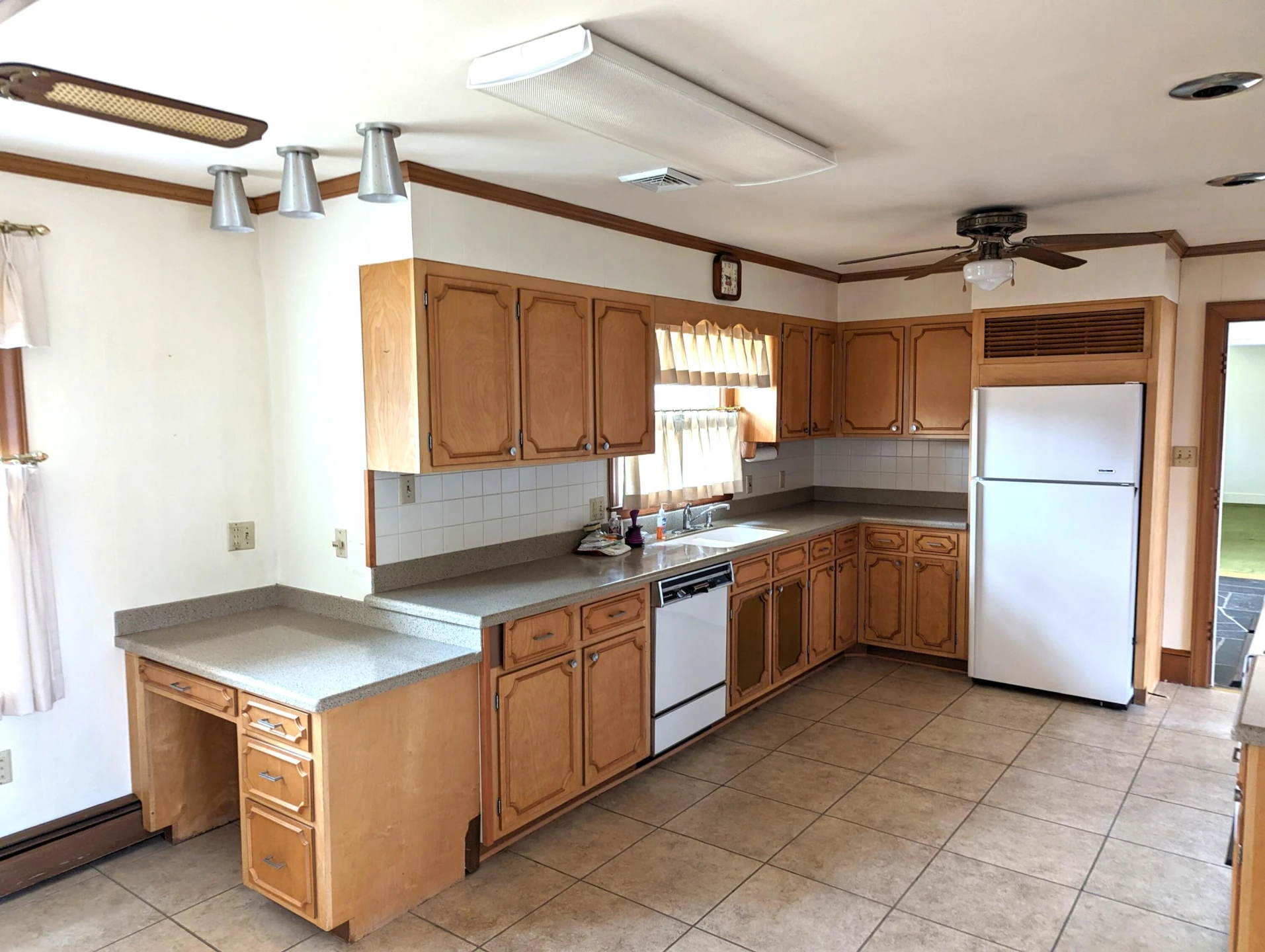 75 Foster ST - Photo 31