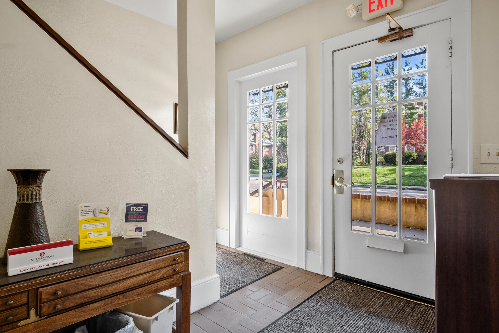 614 South Main ST - Photo 4