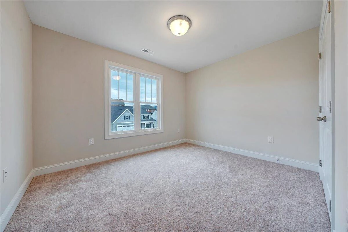 2820 Russlen DR - Photo 15