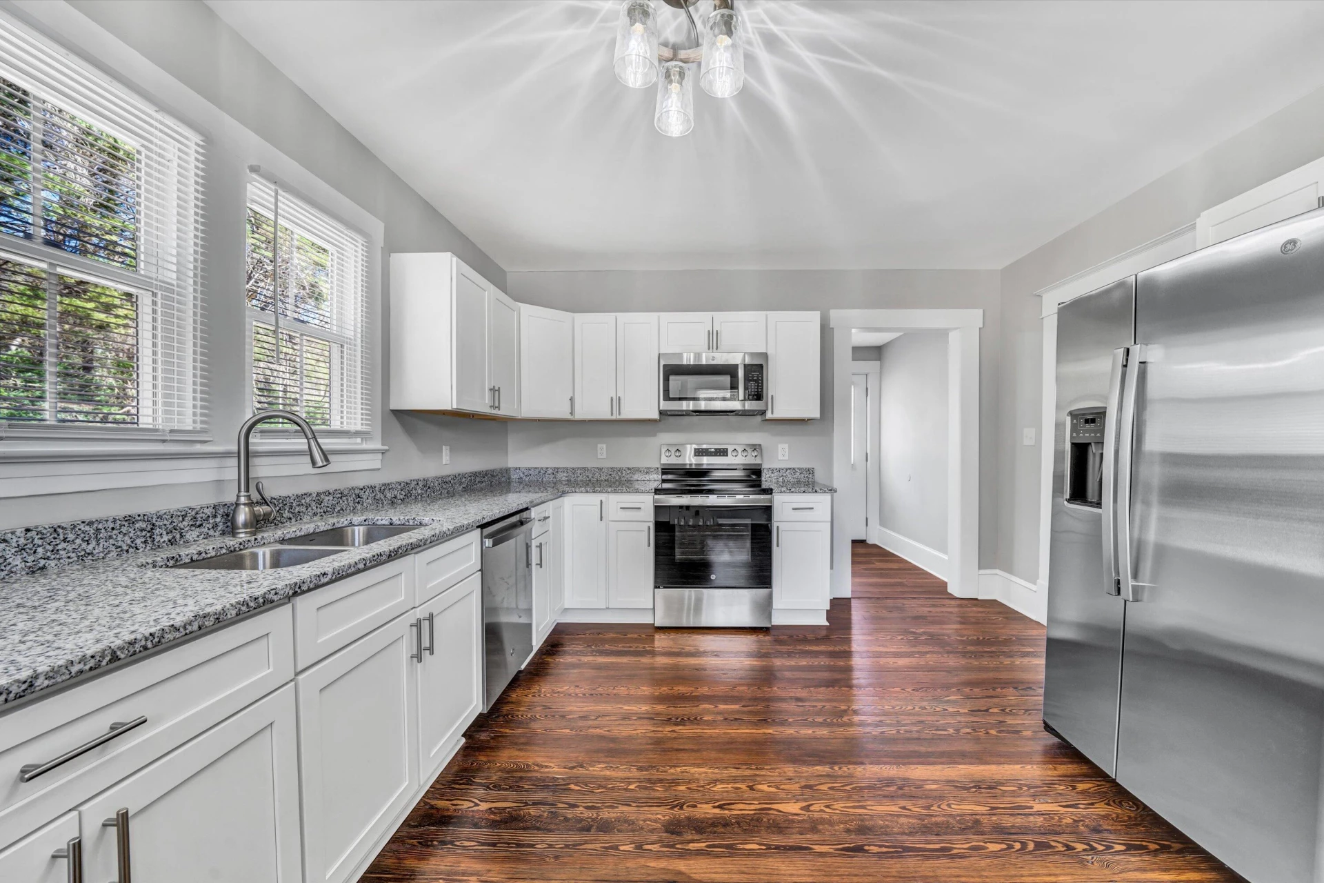 319 Trinity RD - Photo 14