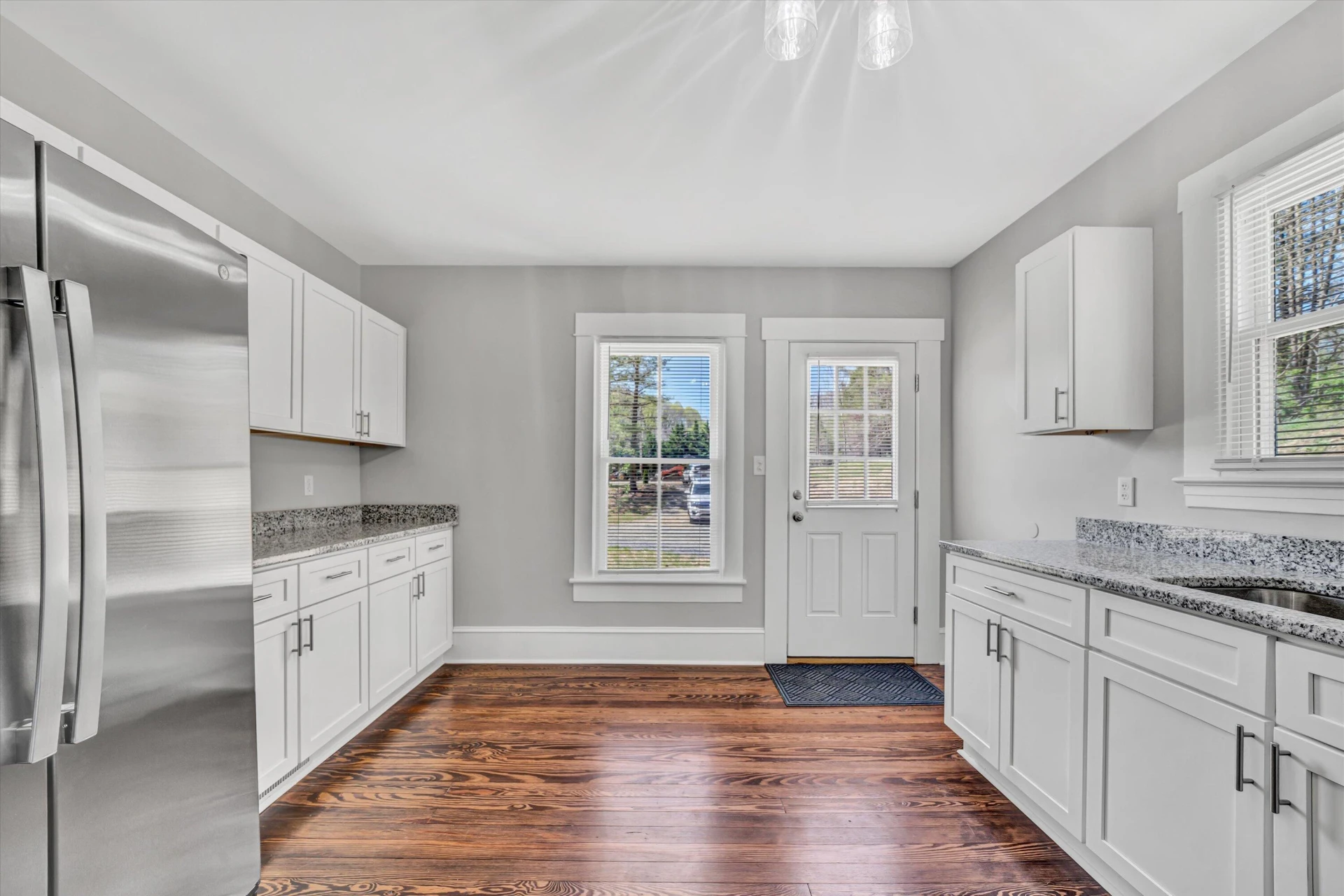 319 Trinity RD - Photo 17