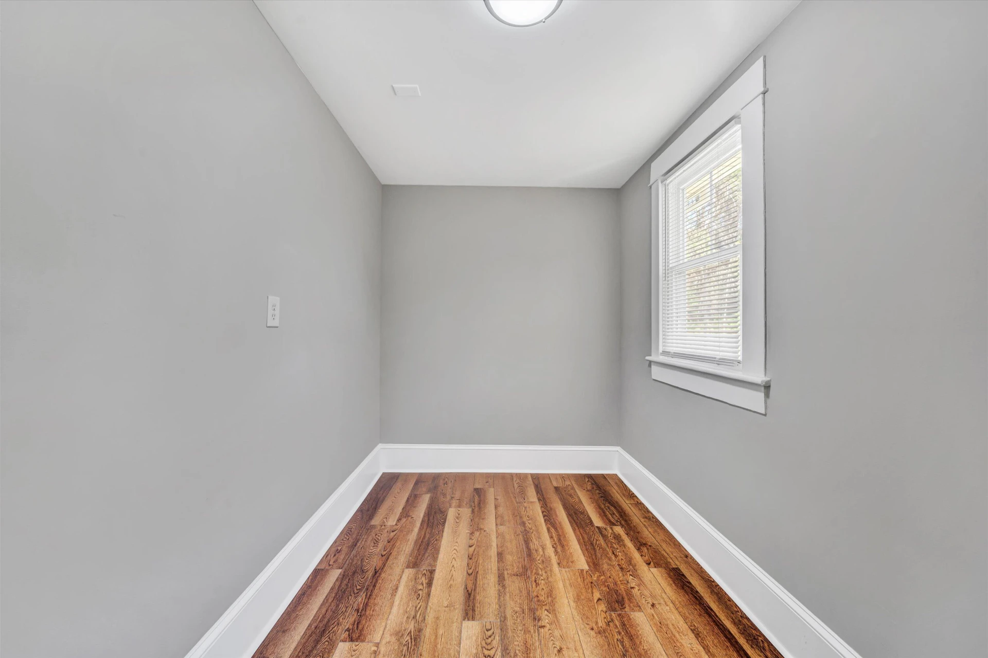 319 Trinity RD - Photo 19