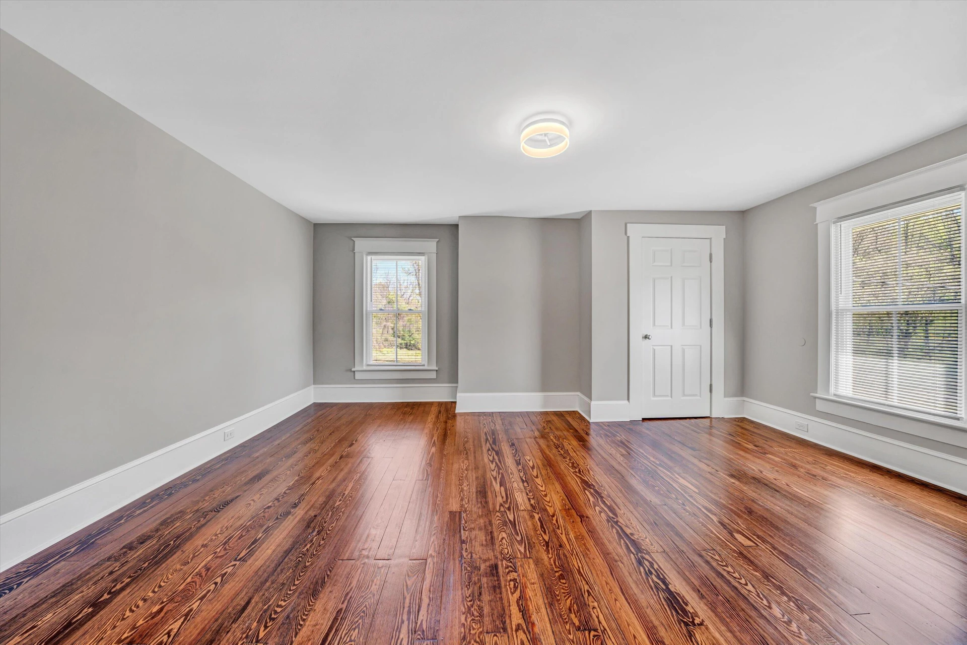 319 Trinity RD - Photo 27