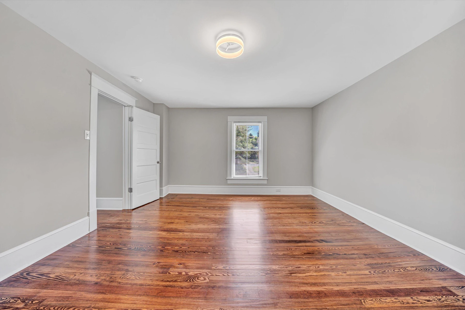 319 Trinity RD - Photo 33