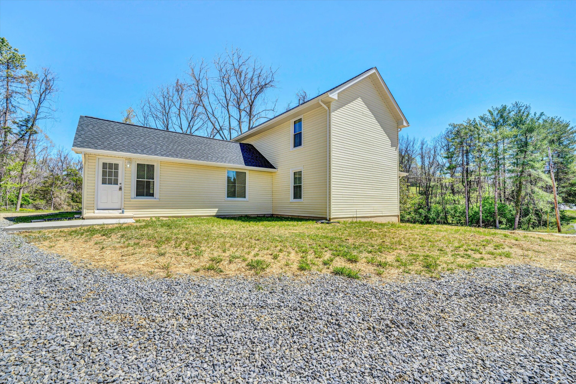 319 Trinity RD - Photo 35