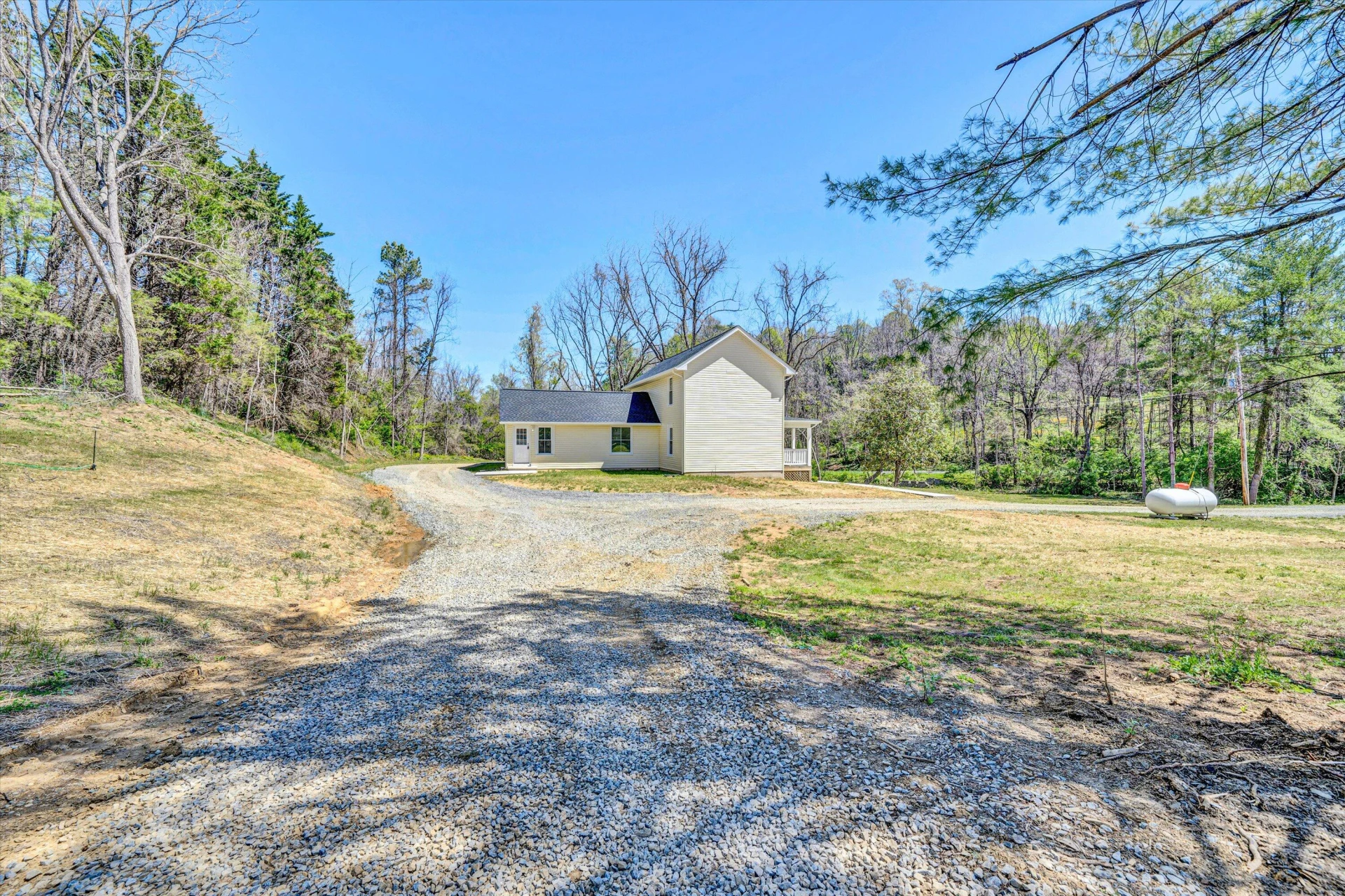 319 Trinity RD - Photo 36