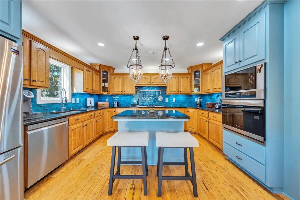 270 Forest Edge RD - Photo 18