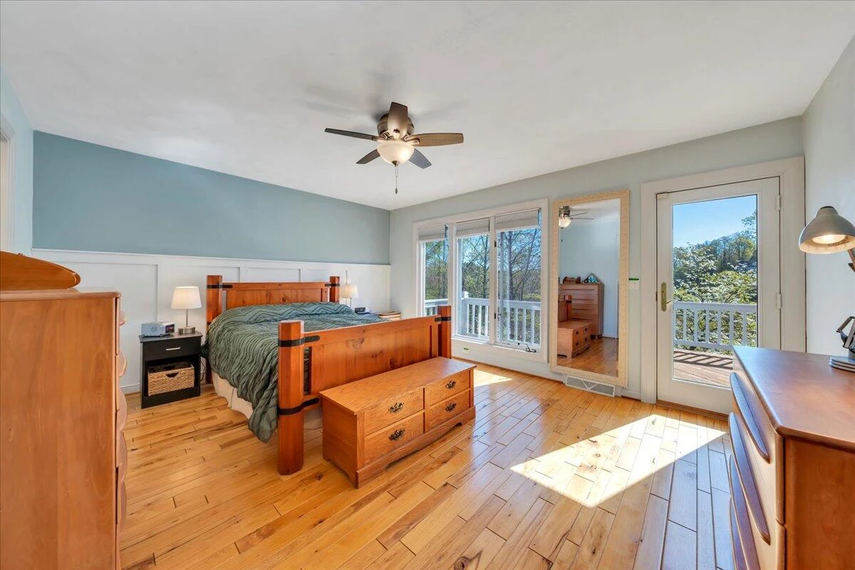 270 Forest Edge RD - Photo 26