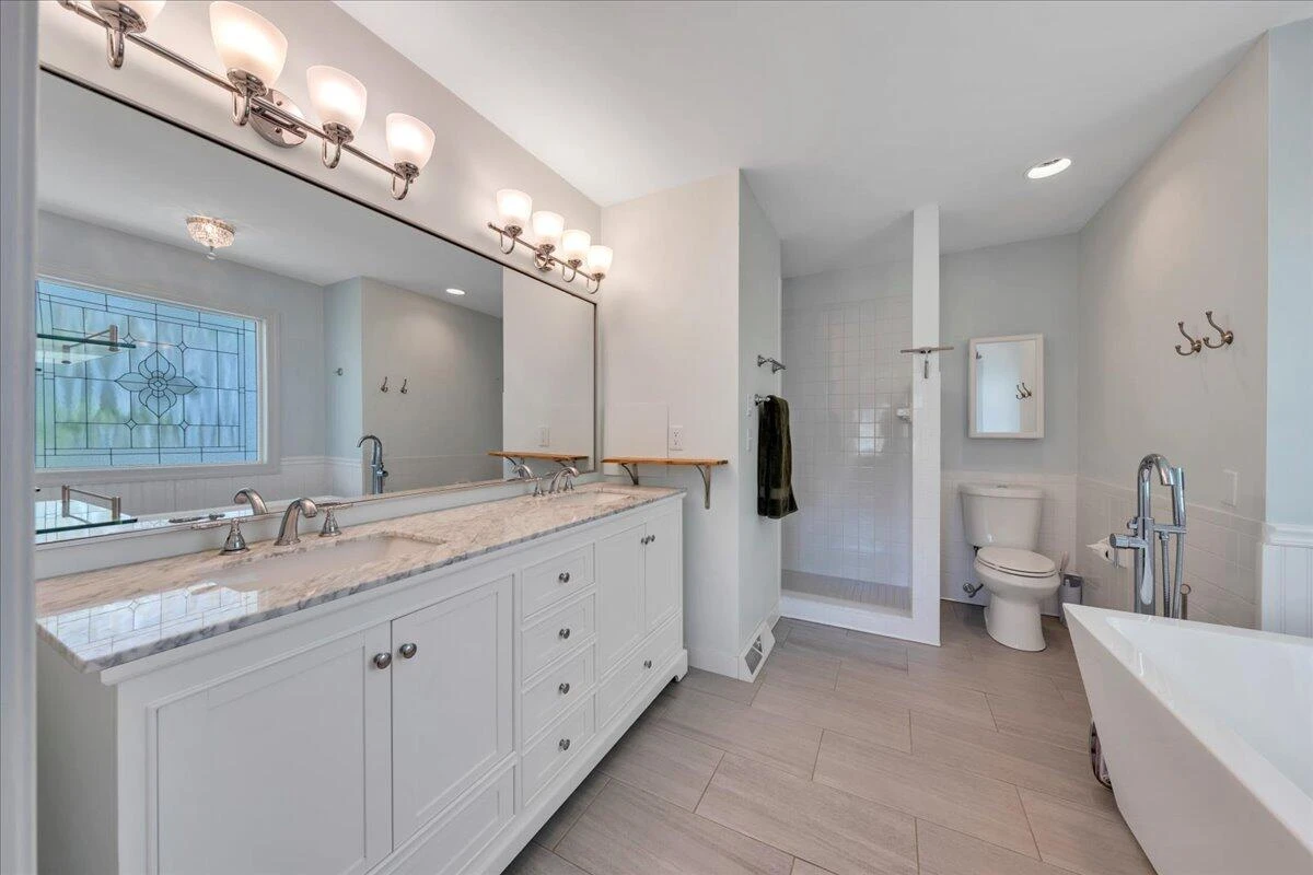 270 Forest Edge RD - Photo 28