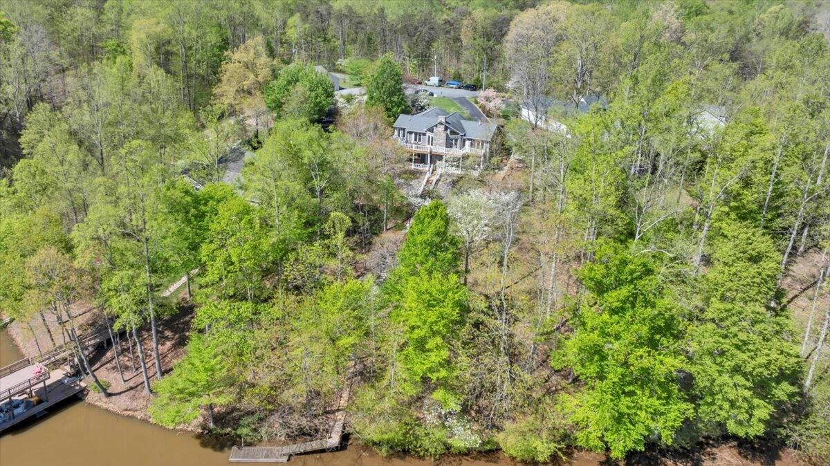 270 Forest Edge RD - Photo 3