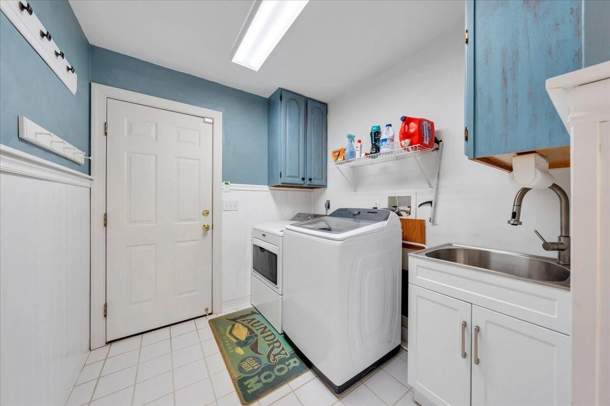 270 Forest Edge RD - Photo 33