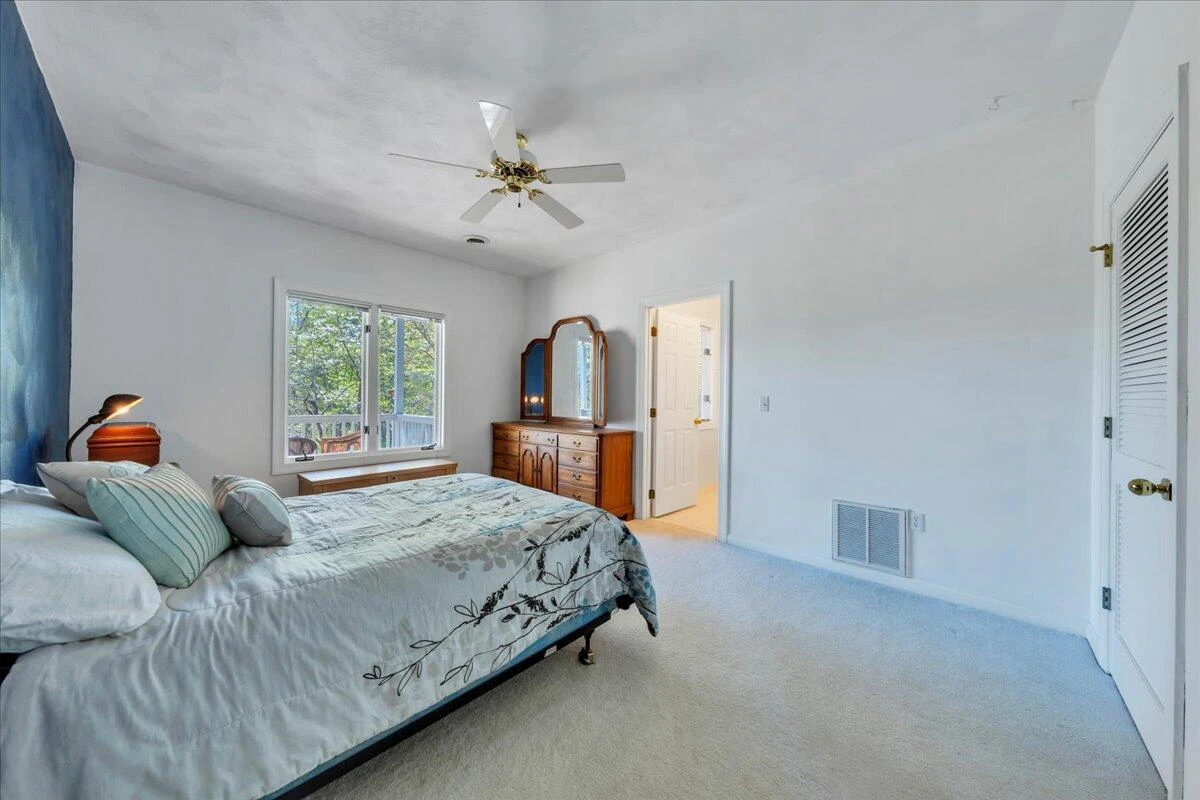 270 Forest Edge RD - Photo 39